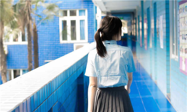 长城区如何找到一个可以帮助我生孩子的女人？